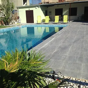 Gostinjska kuća Chill Out Beach Apartments, Trogir