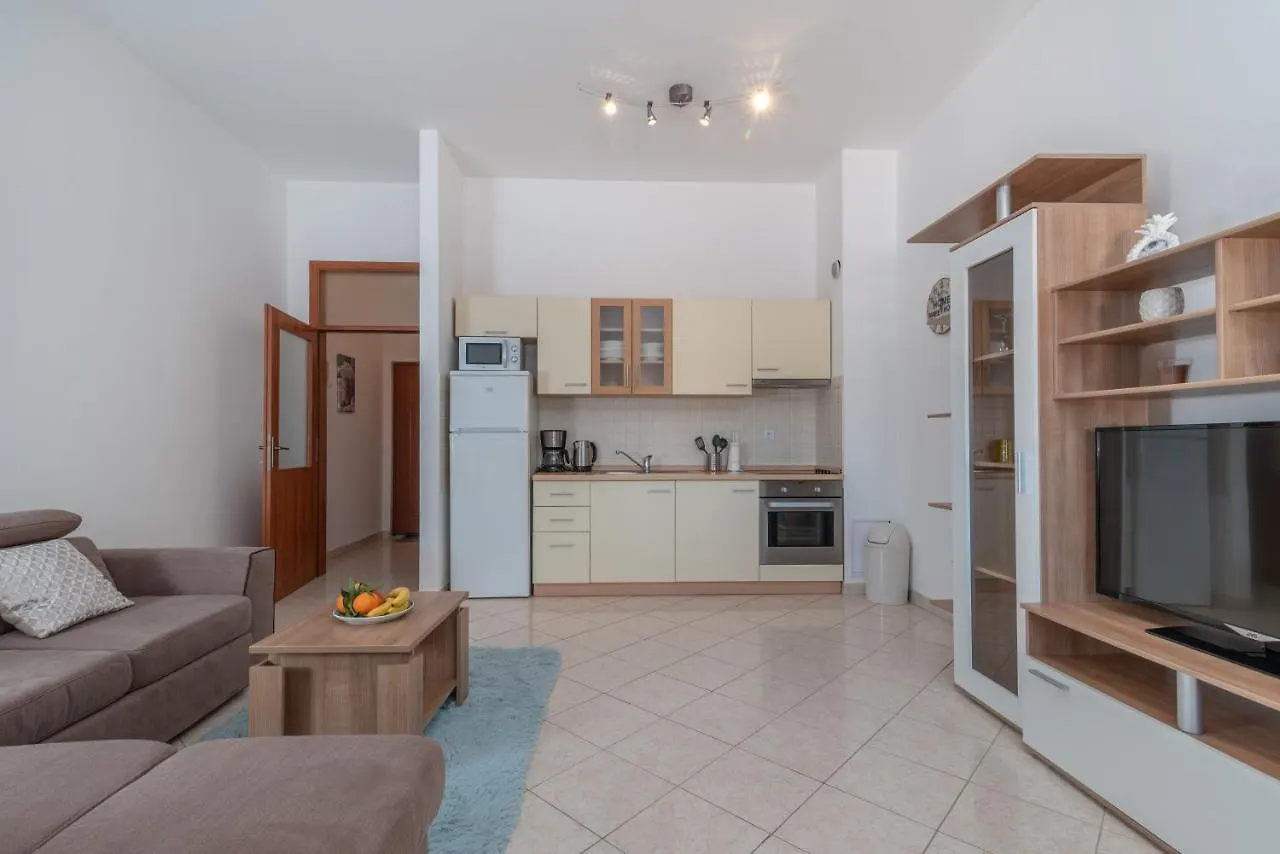 Amazing 2 Bedroom Apartment With A Sea View Trogir Croatia
